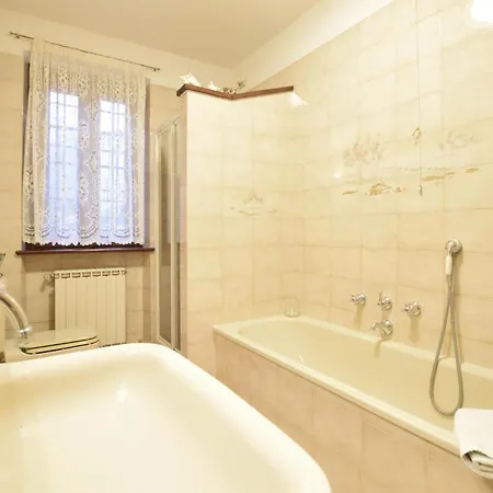 3 Bedroom Gorgeous In *
