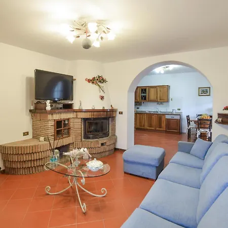 Nyaraló 3 Bedroom Gorgeous In Camaiore