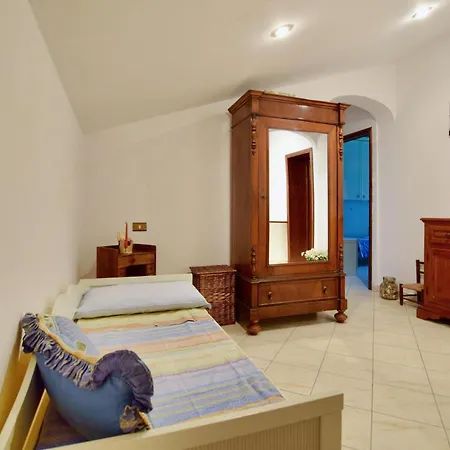 Nyaraló 3 Bedroom Gorgeous In
