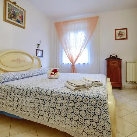 בית נופש 3 Bedroom Gorgeous In